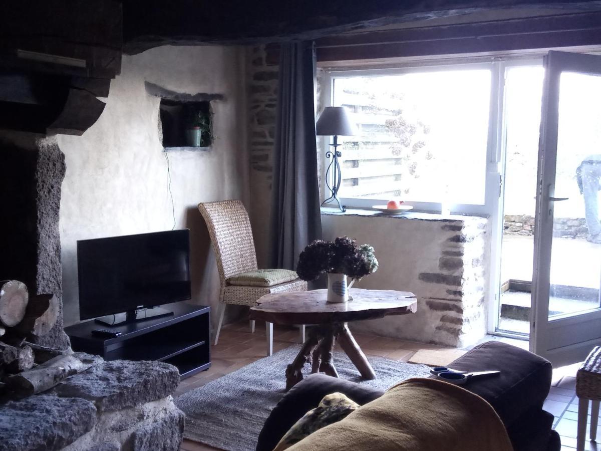 Petite Maison Dans Les Monts D'Arree Ty Coz Commana Экстерьер фото