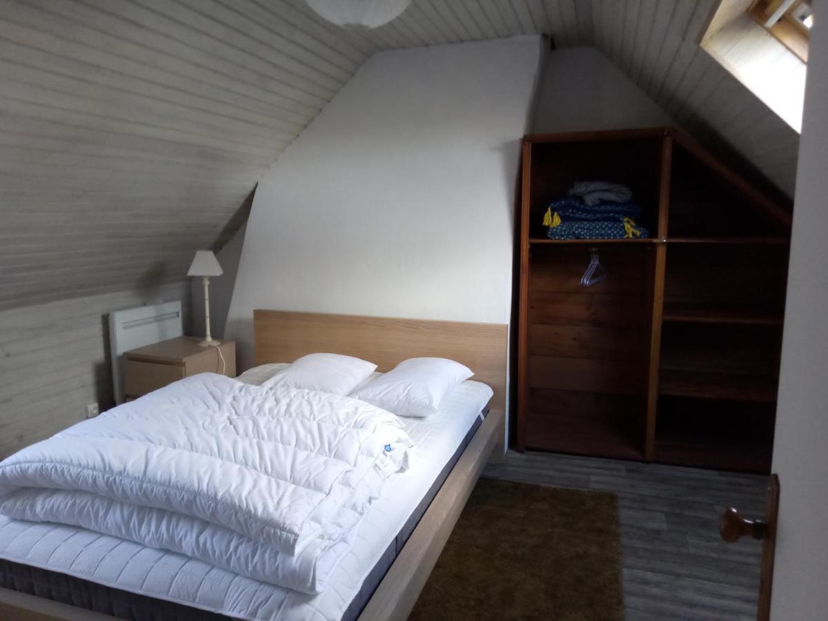 Petite Maison Dans Les Monts D'Arree Ty Coz Commana Экстерьер фото